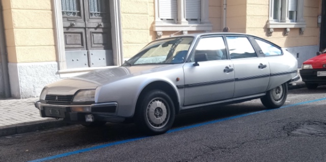 www.targhenere.net/gallery2/wp-content/uploads/2020/10/citroen_cx_gti_rover213_tn3300.jpg
