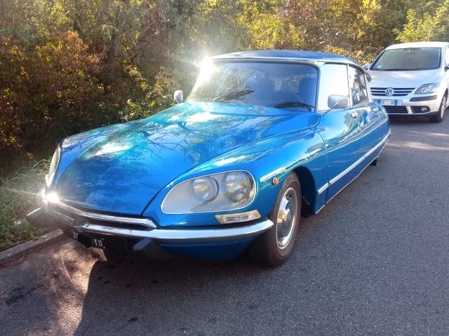 www.targhenere.net/gallery2/wp-content/uploads/2020/10/citroen_ds_23_pallas_800x600_1.jpg