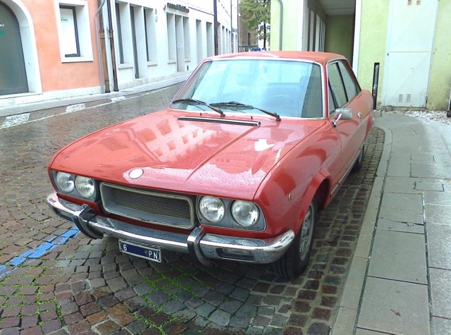 www.targhenere.net/gallery2/wp-content/uploads/2020/10/fiat_124_sport_coup_1800_1972_2.jpg