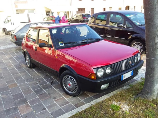www.targhenere.net/gallery2/wp-content/uploads/2020/10/fiat_ritmo_130_tc_abarth_nc_2017_2.jpg
