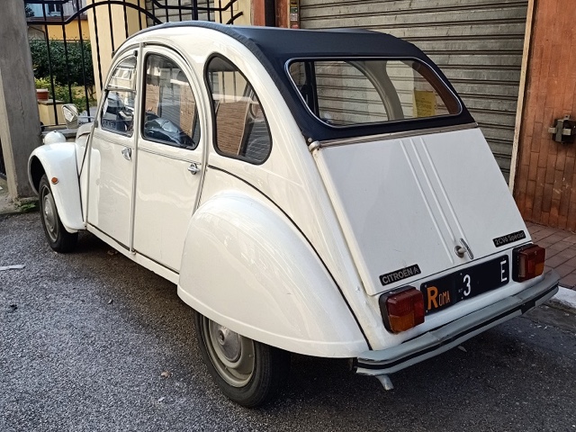 www.targhenere.net/gallery2/wp-content/uploads/2020/11/2cv-1983_giorgetto_tn30062.jpg