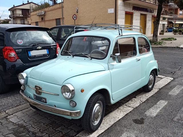 www.targhenere.net/gallery2/wp-content/uploads/2020/12/fiat_600-2.jpg