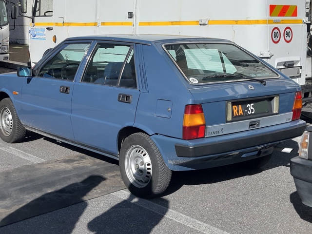 www.targhenere.net/gallery2/wp-content/uploads/2021/03/lancia_delta_1500_argiuliasuper_tn33794.jpg