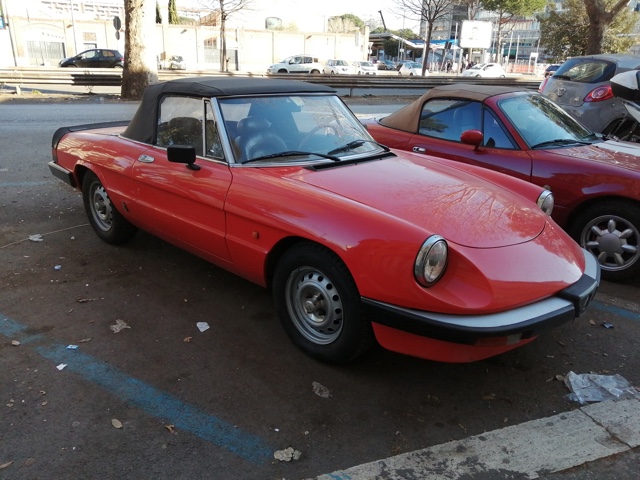 www.targhenere.net/gallery2/wp-content/uploads/2021/06/alfa_romeo_spider_16_2.jpg