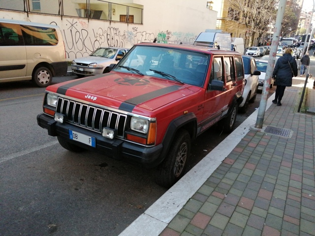 www.targhenere.net/gallery2/wp-content/uploads/2021/06/jeep_cherokee_25_chief_2_-_copia.jpg