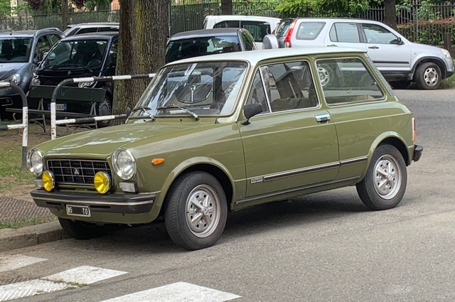 www.targhenere.net/gallery2/wp-content/uploads/2021/07/autobianchi_a_122_e_2.jpg