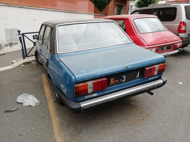 www.targhenere.net/gallery2/wp-content/uploads/2021/07/fiat131bue_tn62323.jpg