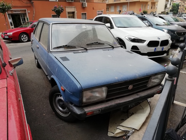 www.targhenere.net/gallery2/wp-content/uploads/2021/07/fiat131bueant_tn62323.jpg