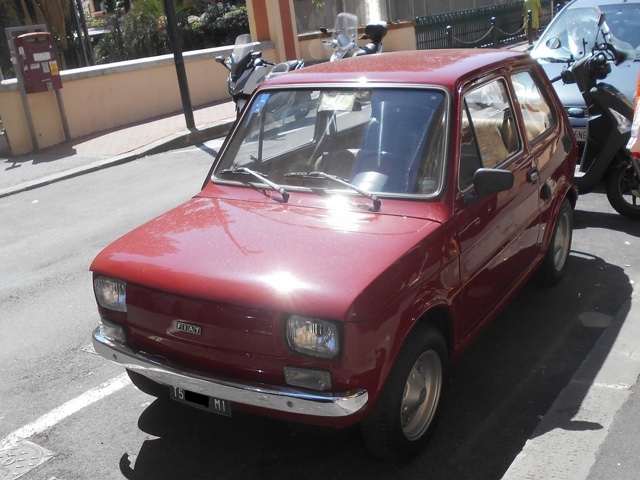 www.targhenere.net/gallery2/wp-content/uploads/2021/07/fiat_126_lug21_front.jpg