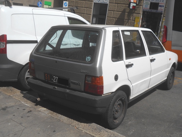 www.targhenere.net/gallery2/wp-content/uploads/2021/07/fiat_uno_lug_21_blowup_tn52903.jpg