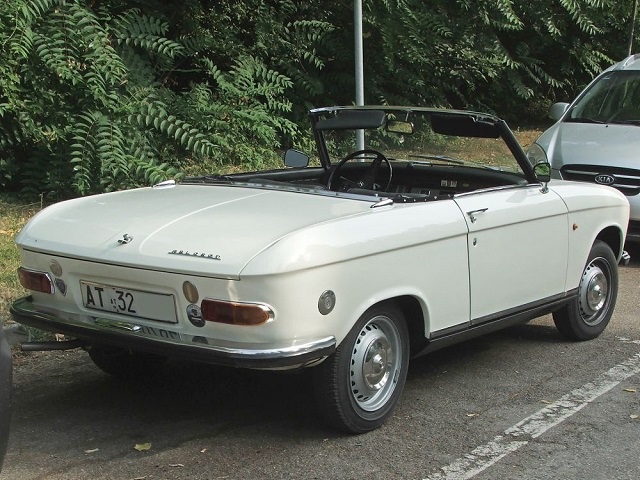 www.targhenere.net/gallery2/wp-content/uploads/2021/07/p204cabrio.jpg