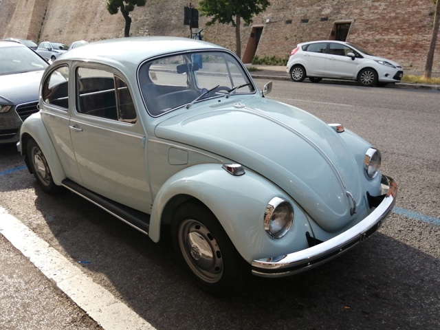 www.targhenere.net/gallery2/wp-content/uploads/2021/07/vw_maggiolino_2-1.jpg