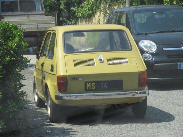www.targhenere.net/gallery2/wp-content/uploads/2021/08/fiat126_ata_tn50529.jpg