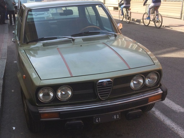 www.targhenere.net/gallery2/wp-content/uploads/2021/09/alfaromeoalfetta-va41.jpg