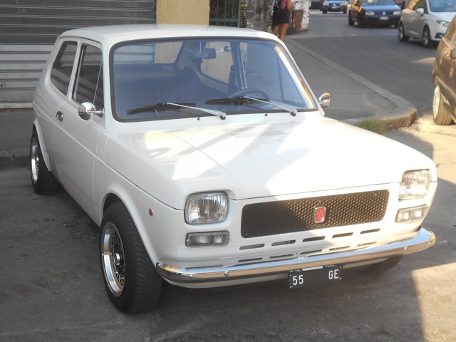 www.targhenere.net/gallery2/wp-content/uploads/2021/09/fiat_127_set21_front.jpg