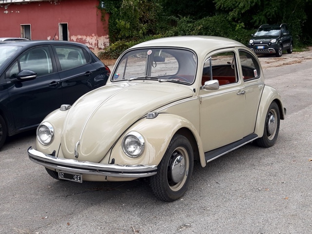 www.targhenere.net/gallery2/wp-content/uploads/2021/09/volkswagen_maggiolino_2.jpg