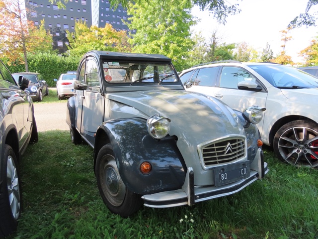 www.targhenere.net/gallery2/wp-content/uploads/2021/10/2cv_como_ant_classicauto_tn38364.jpg
