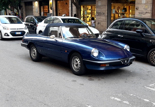 www.targhenere.net/gallery2/wp-content/uploads/2021/10/alfa_romeo_spider_1600_2_1.jpg