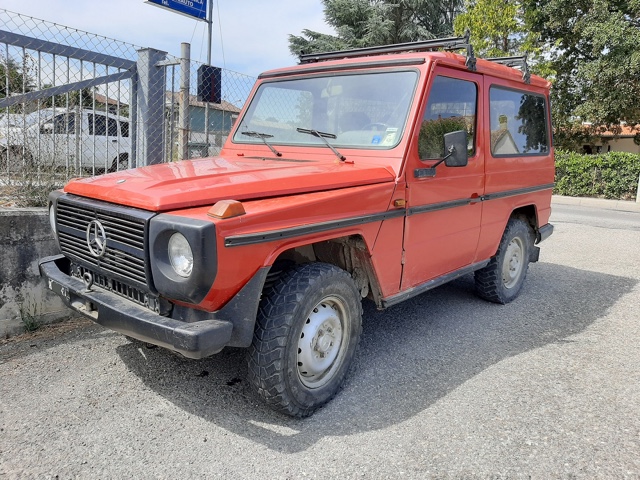 www.targhenere.net/gallery2/wp-content/uploads/2021/10/mercedesg_ra35_fronte.jpg