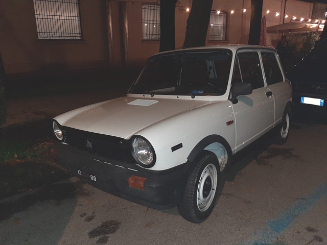 www.targhenere.net/gallery2/wp-content/uploads/2021/11/autobianchi_a112_fronte_oinotna_tn33294.jpg