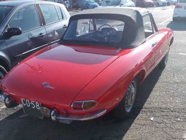 www.targhenere.net/gallery2/wp-content/uploads/2021/12/alfa_romeo_spider_1967_1_alfa33_tn32010.jpg