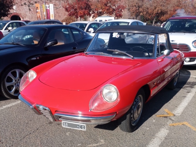 www.targhenere.net/gallery2/wp-content/uploads/2021/12/alfa_romeo_spider_1967_2_alfa33_tn32010.jpg