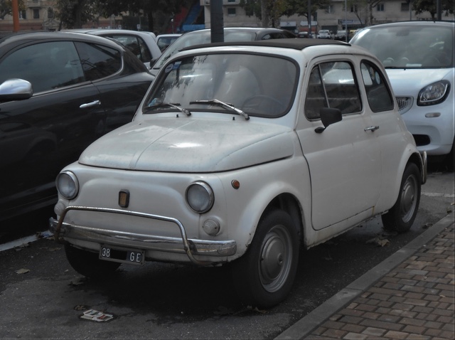 www.targhenere.net/gallery2/wp-content/uploads/2022/01/fiat_500_ott21_front.jpg