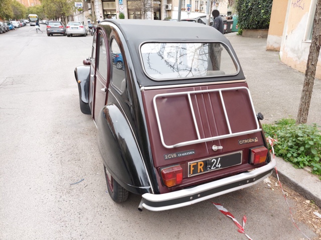 www.targhenere.net/gallery2/wp-content/uploads/2022/03/citroen2cvbue_tn6140.jpg