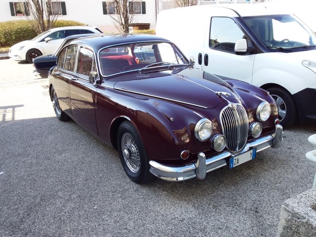 www.targhenere.net/gallery2/wp-content/uploads/2022/03/jaguar_mk2_38_automatic_nc_za_2.jpg
