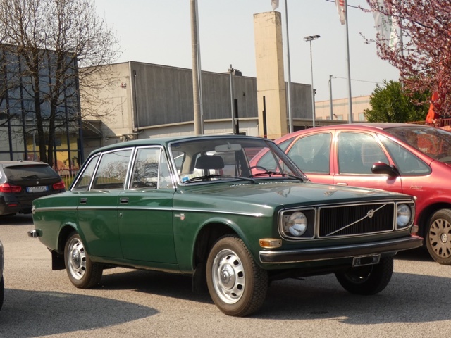 www.targhenere.net/gallery2/wp-content/uploads/2022/03/volvo144gabfordant.jpg