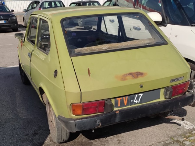 www.targhenere.net/gallery2/wp-content/uploads/2022/04/fiat127_gabford_tn49871_02.jpg