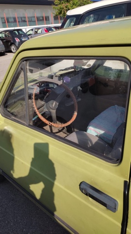 www.targhenere.net/gallery2/wp-content/uploads/2022/04/fiat127_gabford_tn49871_03.jpg