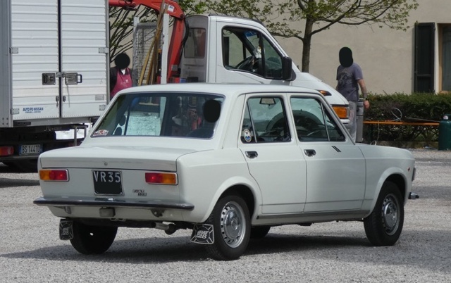 www.targhenere.net/gallery2/wp-content/uploads/2022/04/fiat128_gabford_tn64032.jpg