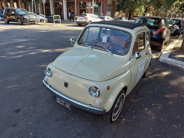 www.targhenere.net/gallery2/wp-content/uploads/2022/05/fiat500bueant.jpg
