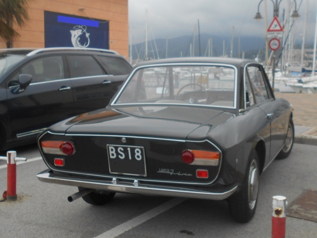 www.targhenere.net/gallery2/wp-content/uploads/2022/05/lancia_fulvia_coup_mag22_retro.jpg