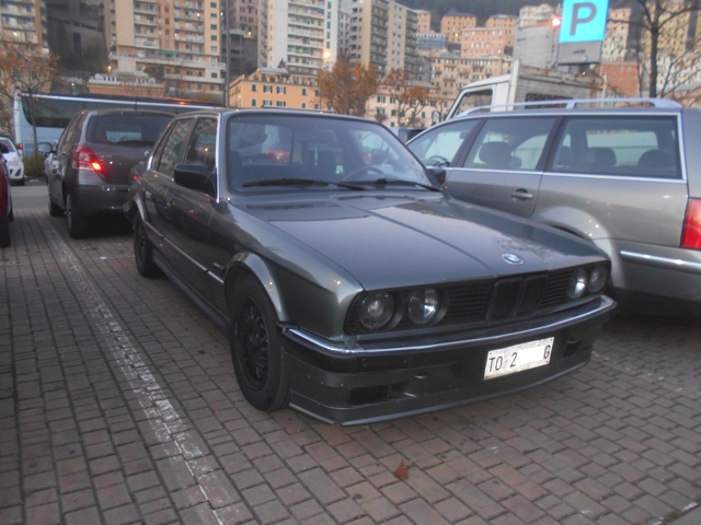 www.targhenere.net/gallery2/wp-content/uploads/2022/06/bmw_e30_dic21_front.jpg
