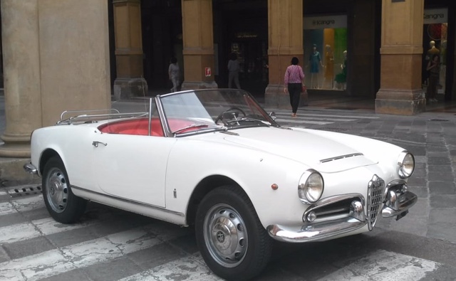 www.targhenere.net/gallery2/wp-content/uploads/2022/07/alfa_romeo_giulia_spider_1_1_argiuliasuper_tn19031.jpg