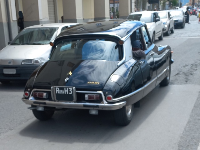 www.targhenere.net/gallery2/wp-content/uploads/2022/07/citroen_ds_argiuliasuper_tn64139.jpg