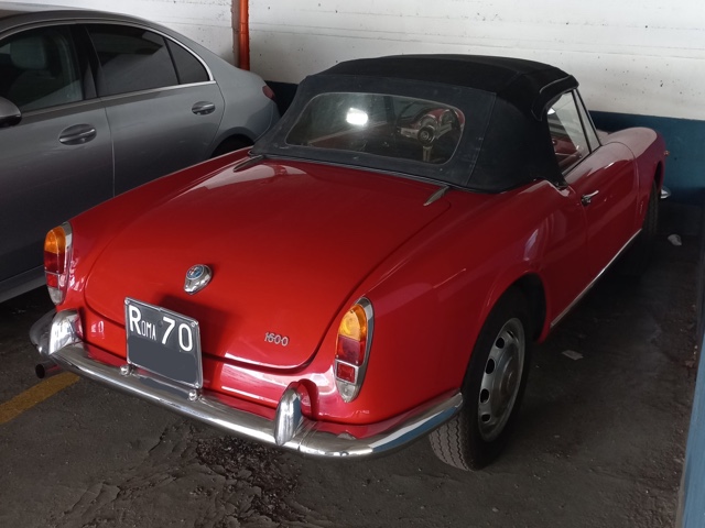 www.targhenere.net/gallery2/wp-content/uploads/2022/09/alfa_romeo_giulia_spider_1_1_argiuliasuper_tn23847.jpg