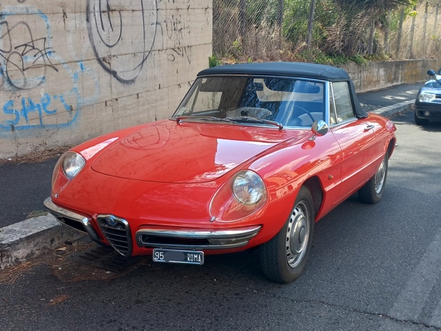 www.targhenere.net/gallery2/wp-content/uploads/2022/09/alfa_romeo_spider_2_1.jpg