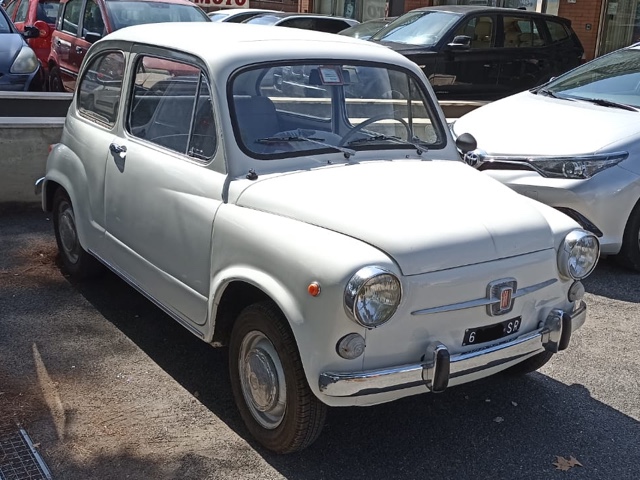 www.targhenere.net/gallery2/wp-content/uploads/2022/09/fiat600_king_tn60962_01.jpg