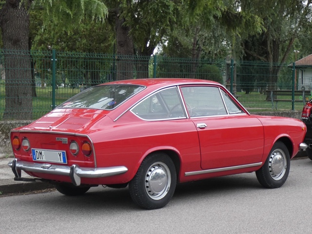 www.targhenere.net/gallery2/wp-content/uploads/2022/09/fiat850coupe_gabford_tn48885.jpg
