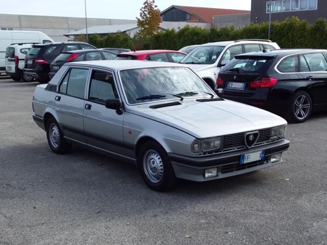 www.targhenere.net/gallery2/wp-content/uploads/2022/10/alfa_romeo_giulietta_18_nc_2017_2.jpg