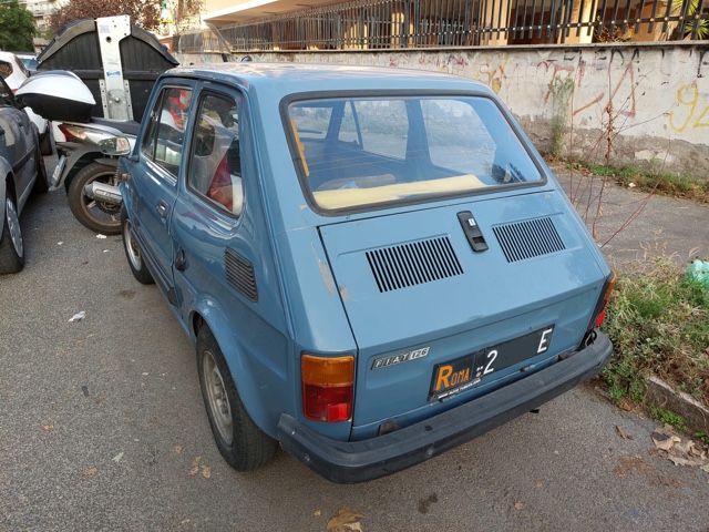 www.targhenere.net/gallery2/wp-content/uploads/2022/10/fiat126_bue_tn52194_02.jpg