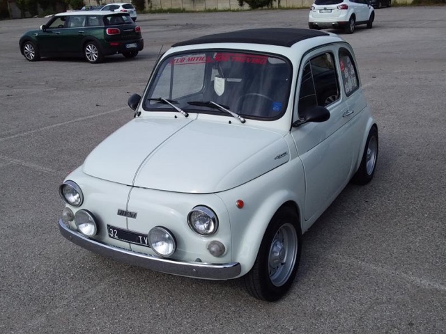 www.targhenere.net/gallery2/wp-content/uploads/2022/10/fiat_500_r_1975_2.jpg