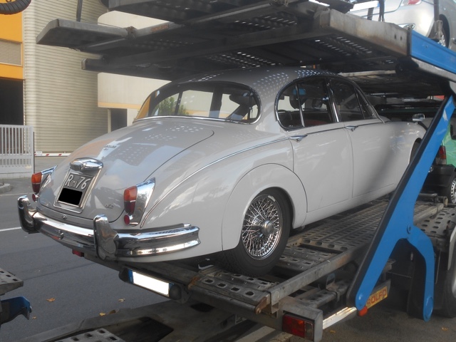 www.targhenere.net/gallery2/wp-content/uploads/2022/10/jaguar_mk_ii_set22_blowup_tn22662.jpg