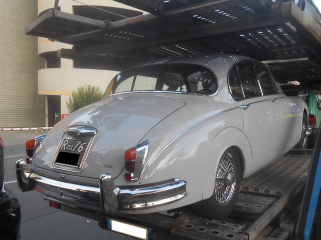 www.targhenere.net/gallery2/wp-content/uploads/2022/10/jaguar_mk_ii_set22_retro_blowup_tn22662.jpg