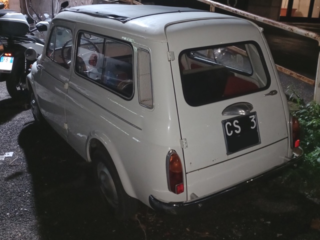 www.targhenere.net/gallery2/wp-content/uploads/2022/11/autobianchi_giardiniera_argiuliasuper_tn69607.jpg