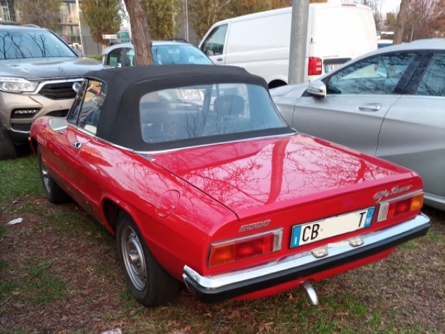 www.targhenere.net/gallery2/wp-content/uploads/2022/12/alfa_romeo_spider_2000_alfa33_tn31425.jpg