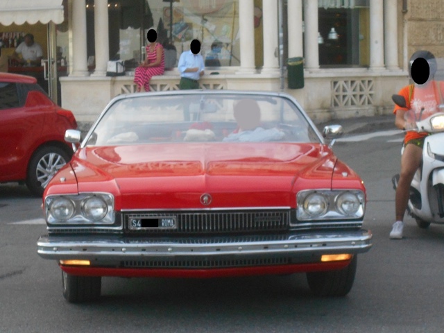 www.targhenere.net/gallery2/wp-content/uploads/2023/01/buick_centurion_convertible_giu22_front.jpg